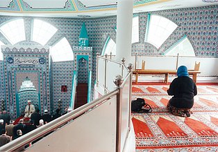Gebetszeit in der Fatih-Moschee, Essen 2008 