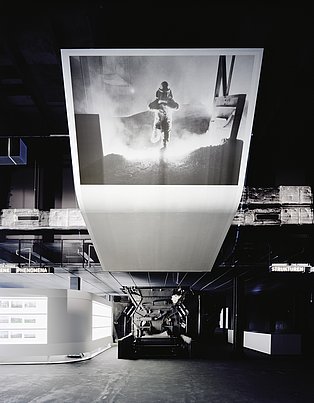 Impression aus der Dauerausstellung auf der 17-Meter-Ebene Mythos Ruhrgebiet