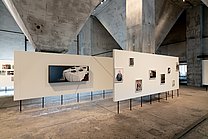 Raumansicht der Sonderausstellung wir standen auf einer anhöhe in der Mischanlage