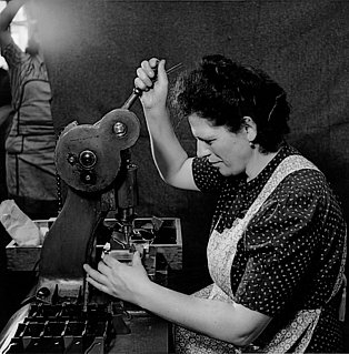 Produktion der Rolleiflex-Kamera in der Firma Franke & Heidecke, Braunschweig 1950 