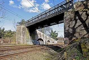 Hundebrücke über der ehemaligen Trasse der Deiler Eisenbahn, 2009-2010