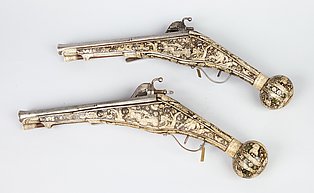 Zwei Radschlosspistolen mit Jagdszenen aus Kurfürstlich-Brandenburgischem Besitz