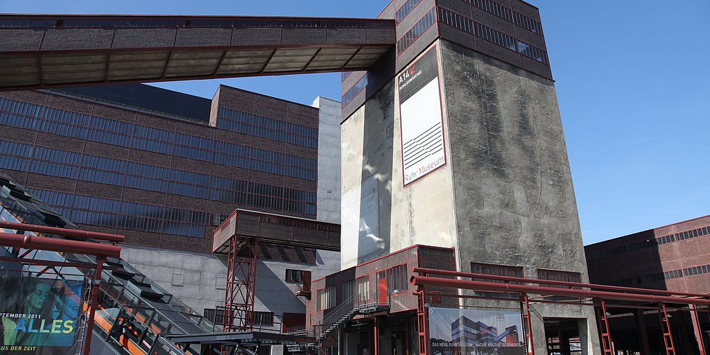 Der Kokskohlenbunker auf der Zeche Zollverein in Essen